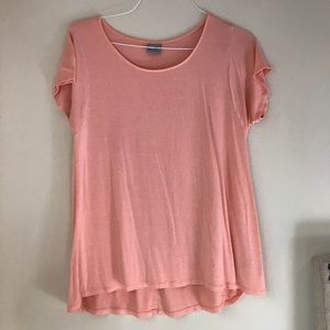 SCOOP NECK CHAMPION TEE